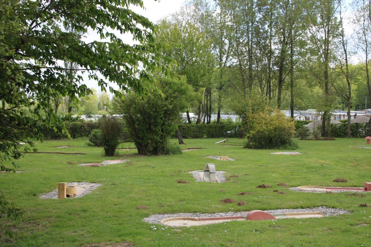 Camping La Tentation Renty Exterior foto